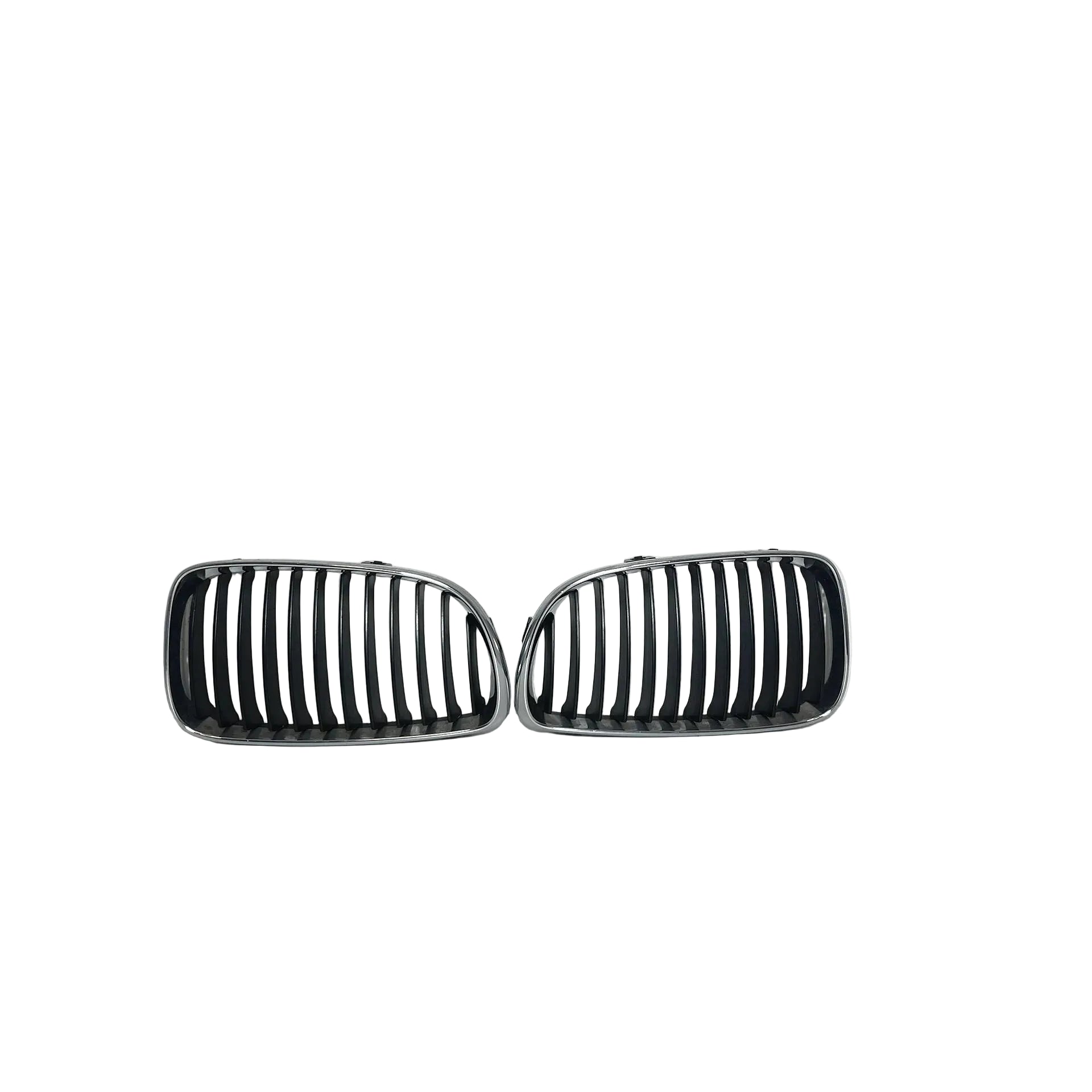 51137166439 - Бъбрековидна решетка за BMW 1er E82