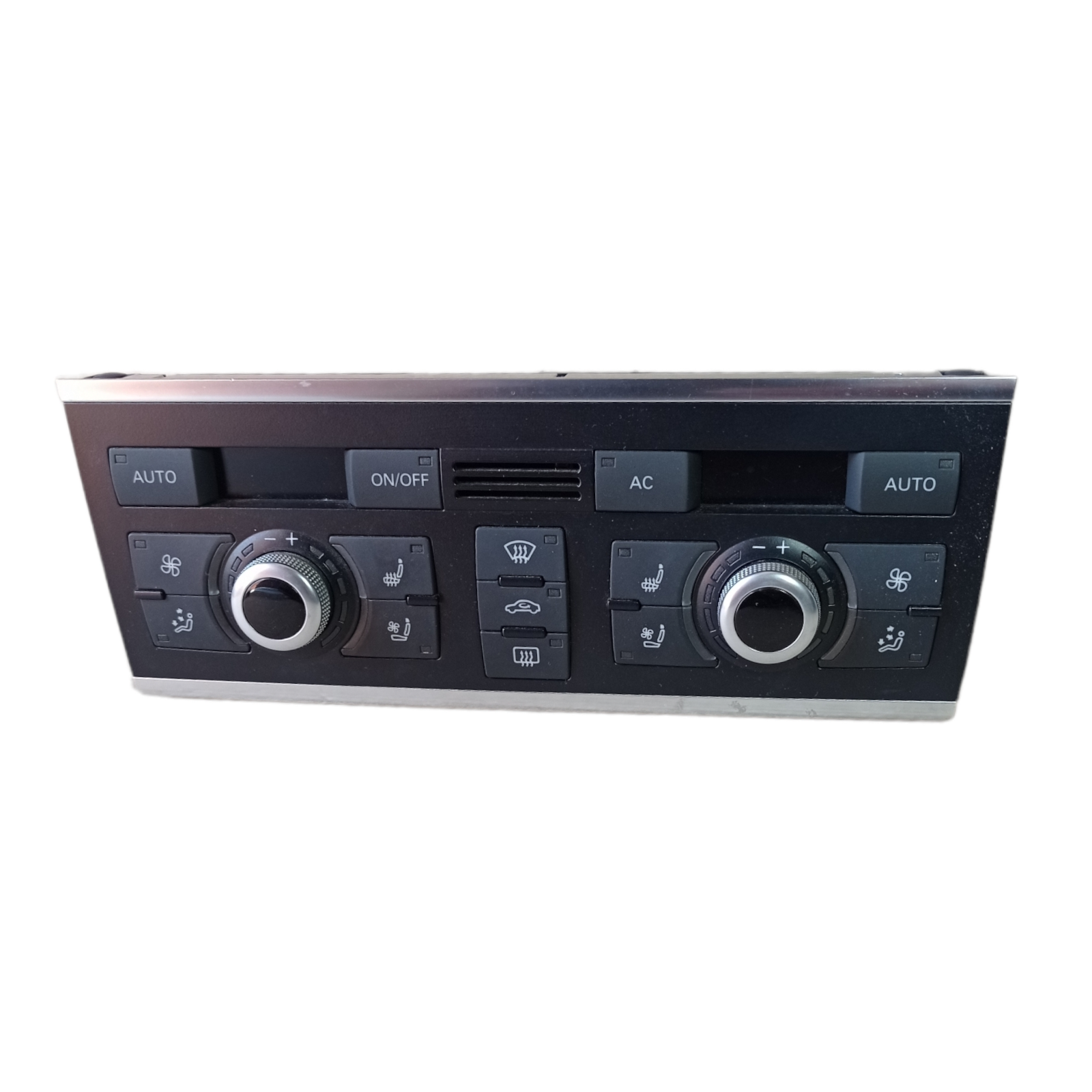 4L0 820 043 AJ - Контрол на температурата Audi Q7 (2009-2015)