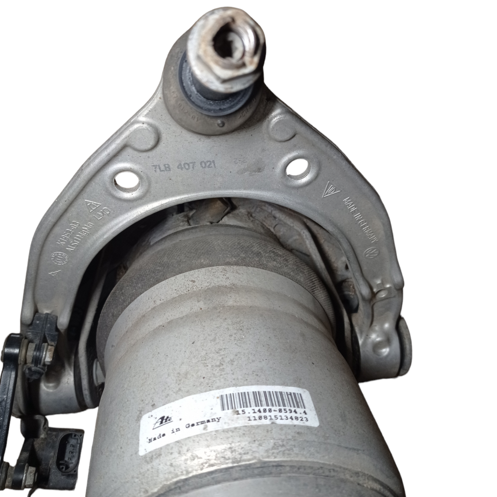 Носач Горен Десен Audi Q7 (2009-2015)-[7L8 407 021]