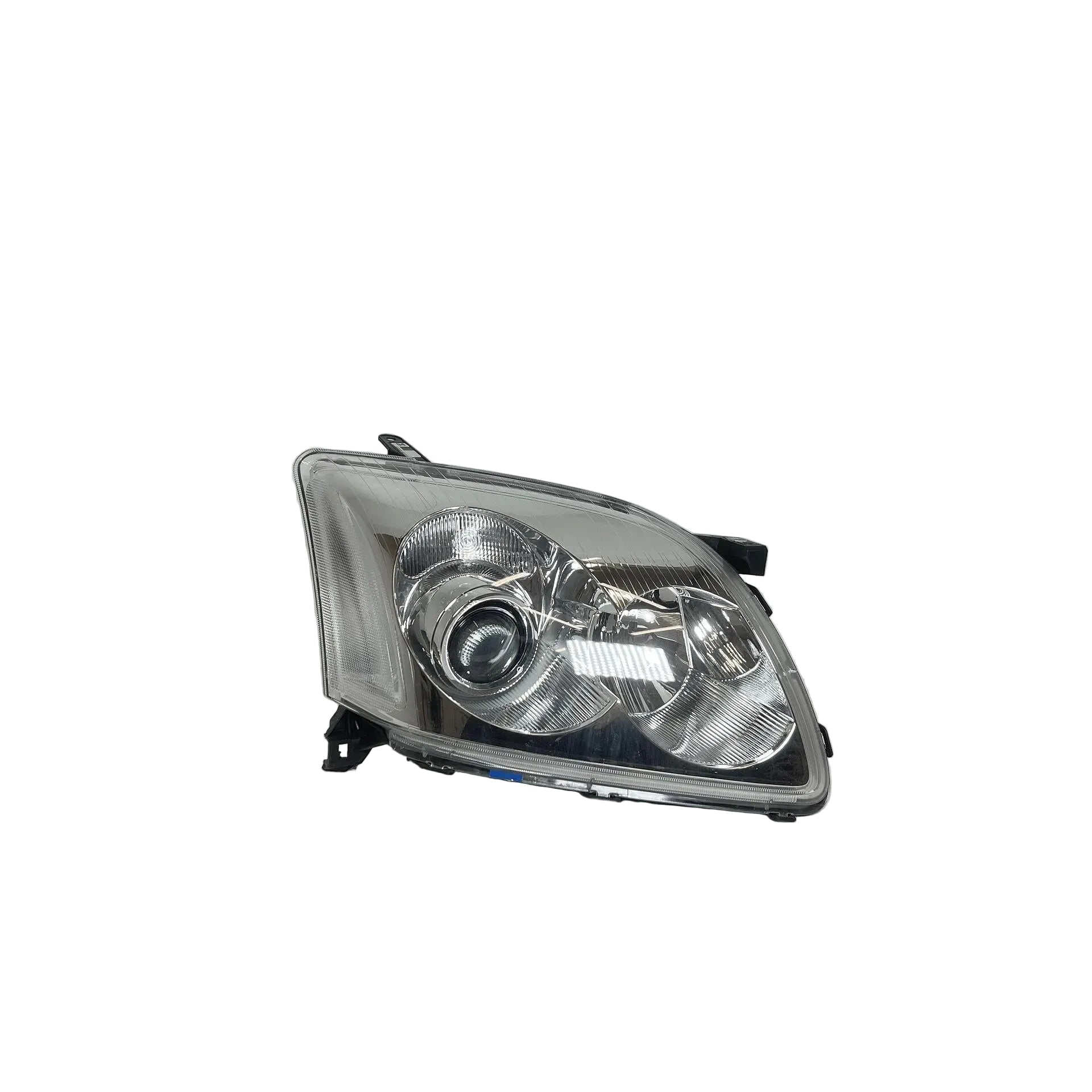 81130-05192 - Десен фар за TOYOTA Avensis T25