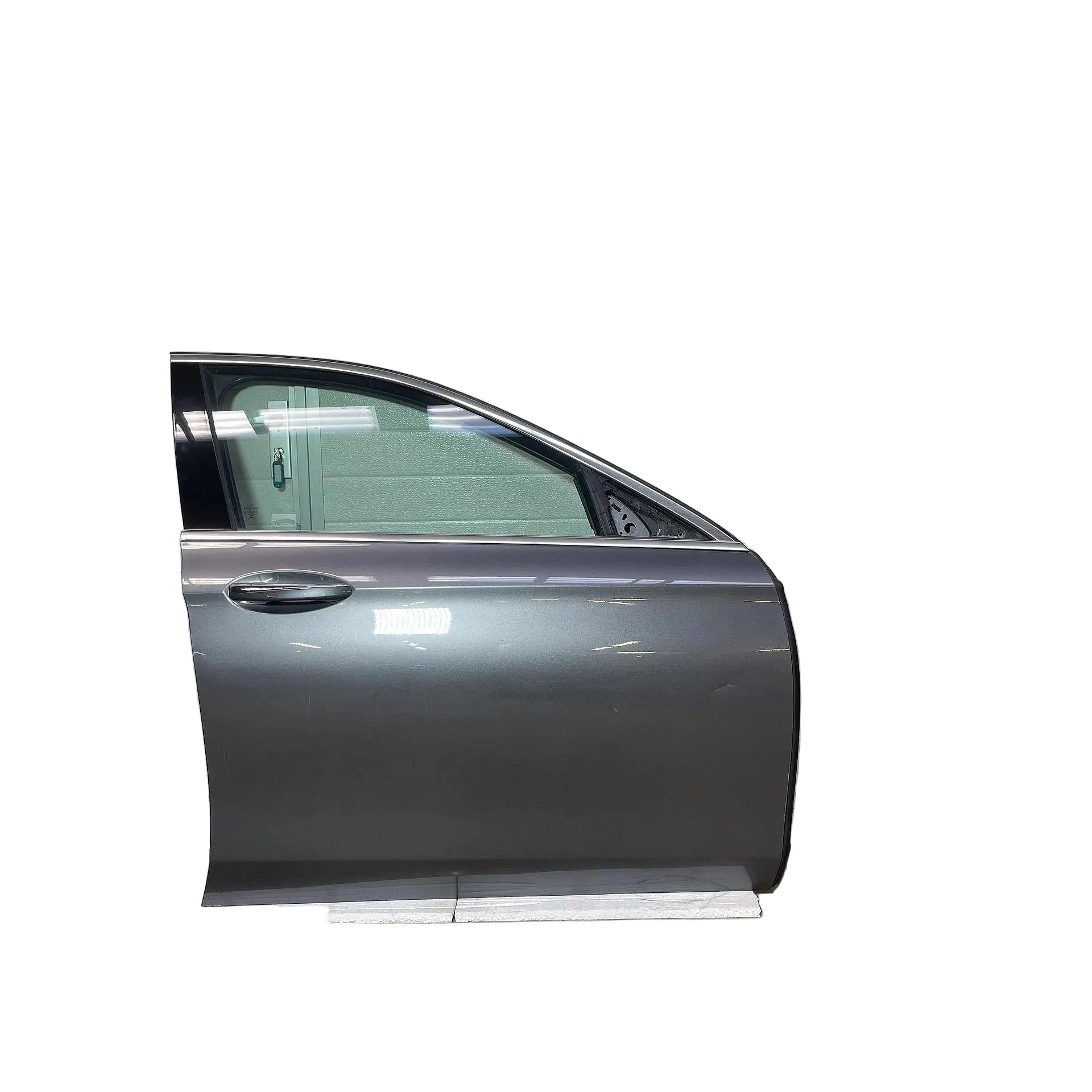 A2137200205 - Предна дясна врата за MERCEDES E-CLASS W213
