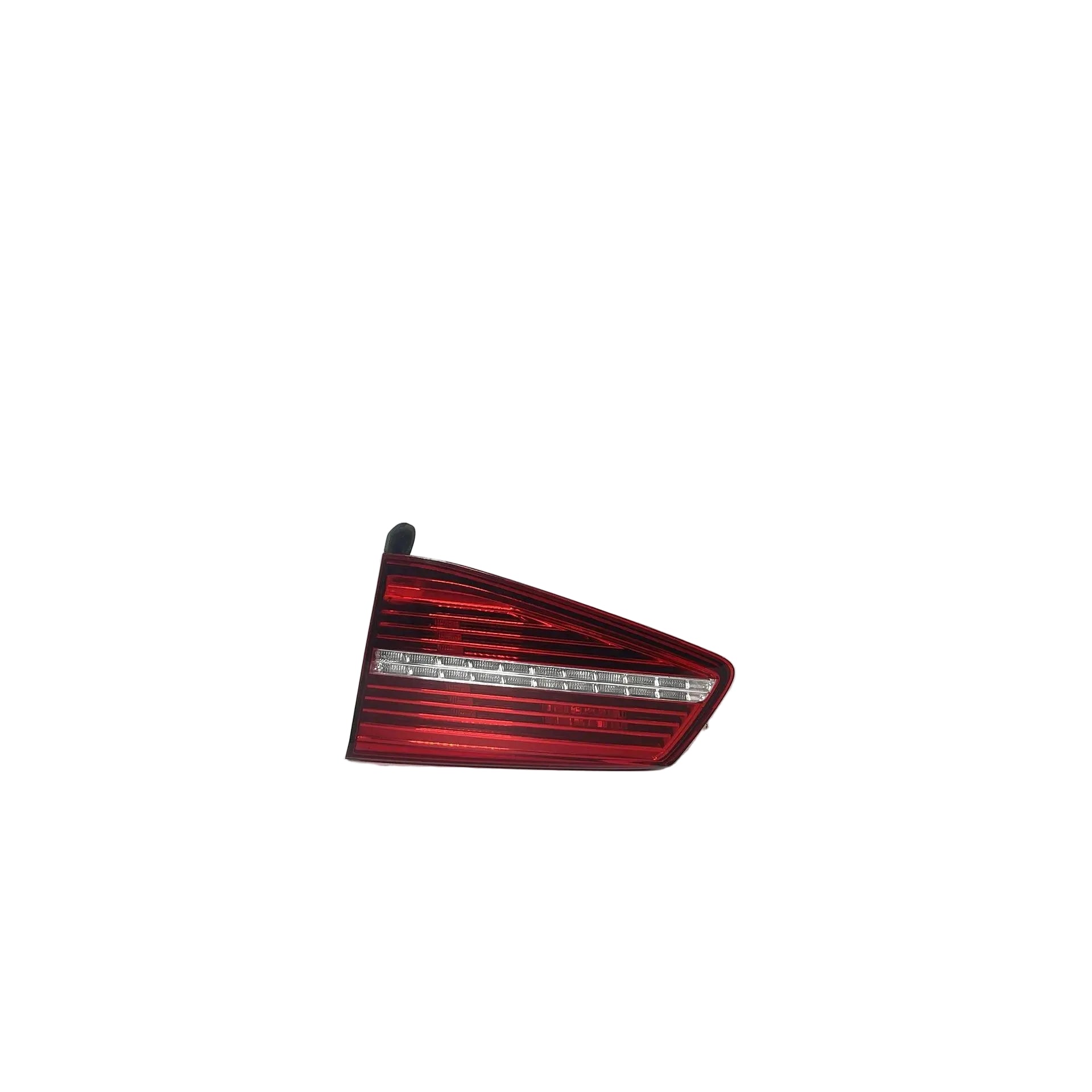 3G9945308A - Десен стоп за VW Passat B8